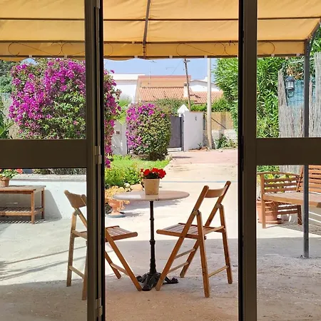 Villa Mediterraneo Fontane Bianche Exterior photo