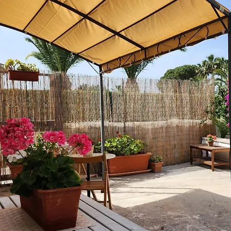 Villa Mediterraneo Fontane Bianche Exterior photo